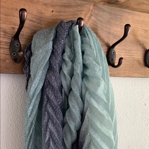 Infinity Scarves - Picture 7 of 7